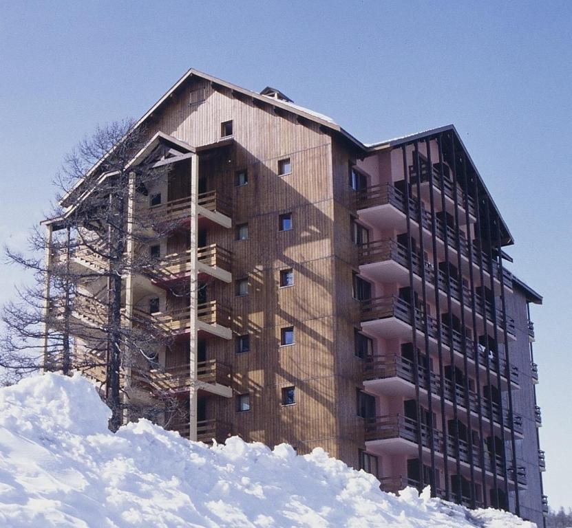 Castor & Pollux Aparthotel Risoul Exterior photo